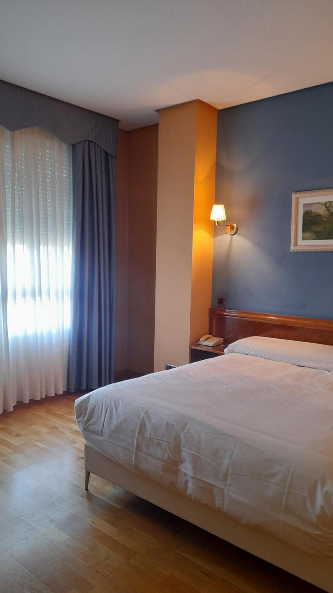 Hotel Las Moreras León Dış mekan fotoğraf