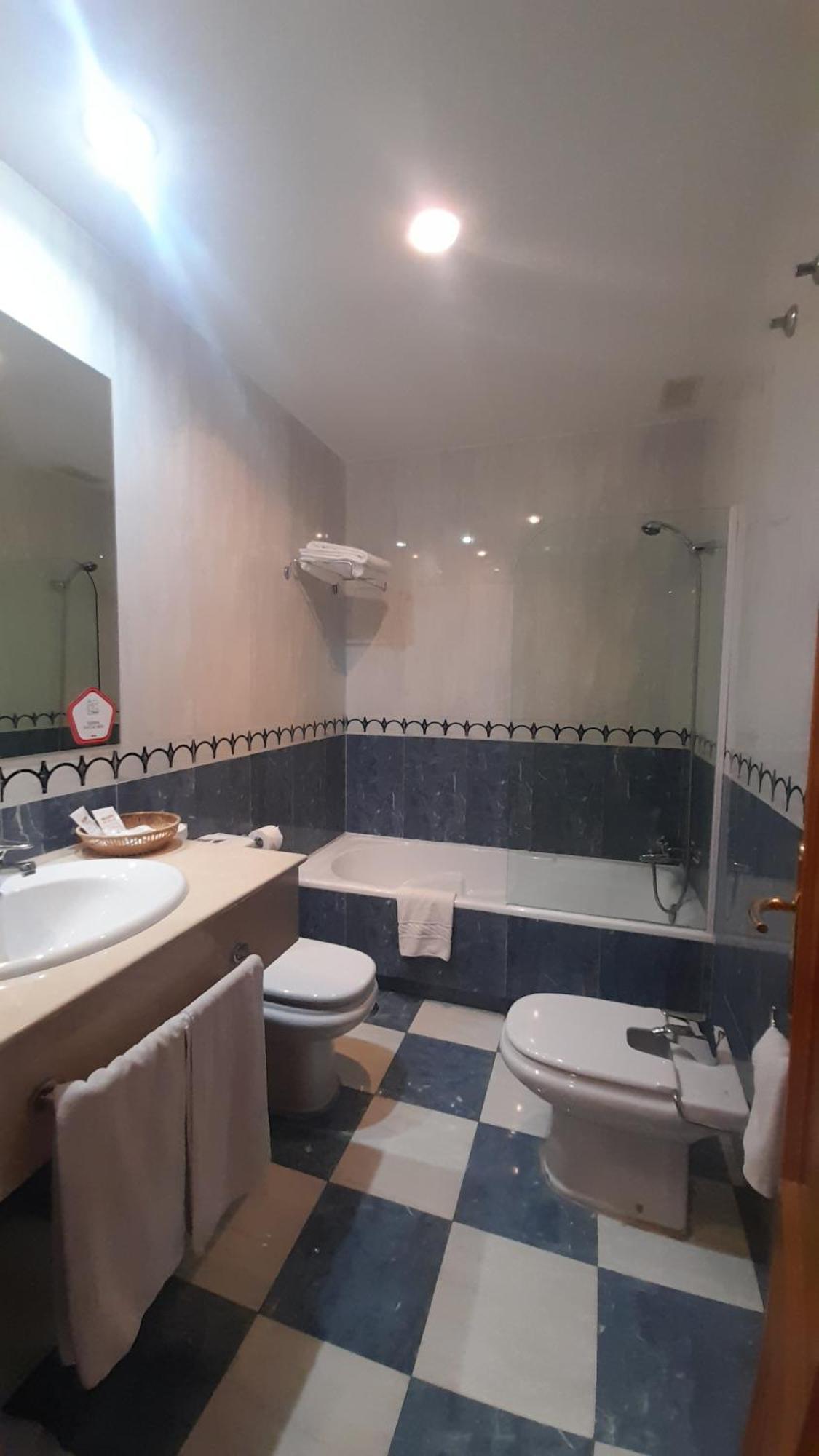Hotel Las Moreras León Dış mekan fotoğraf